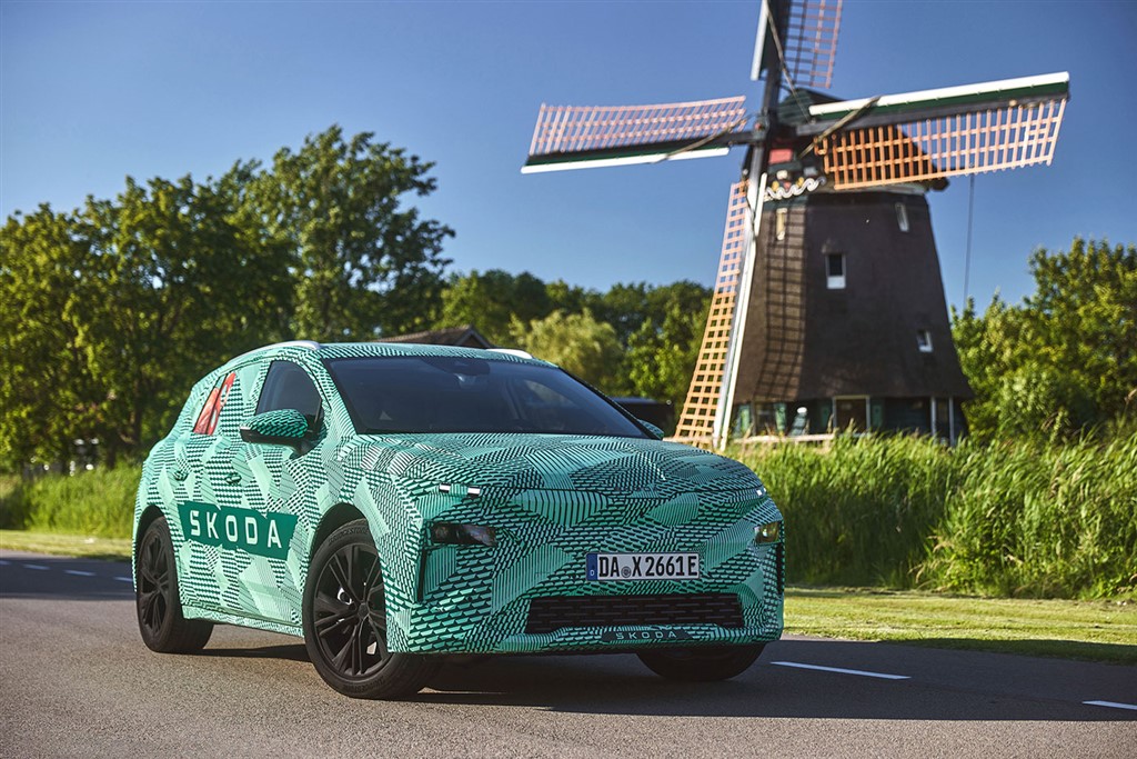 Škoda’nın Yeni Elektriklisi Elroq İddialı Geliyor