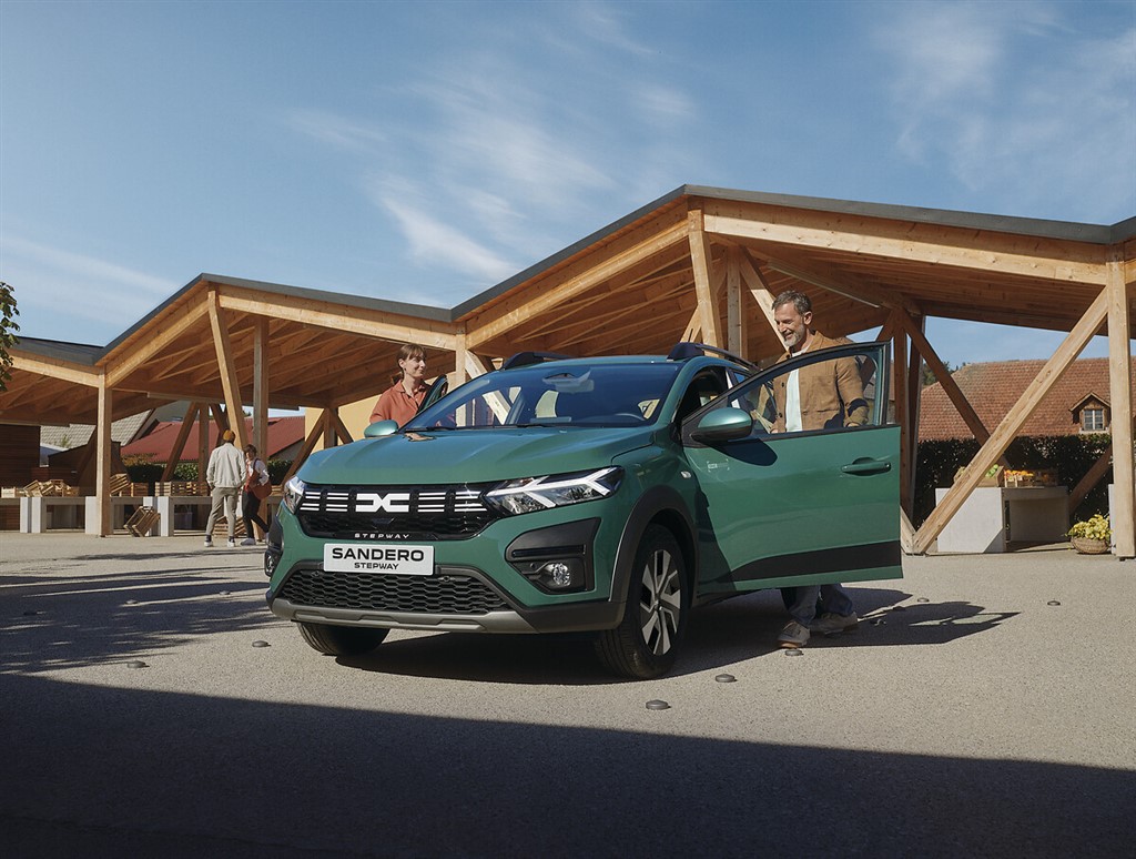 TÜRKİYE’NİN EN ÇOK TERCİH EDİLEN B-SUV modeli: DACIA SANDERO STEPWAY