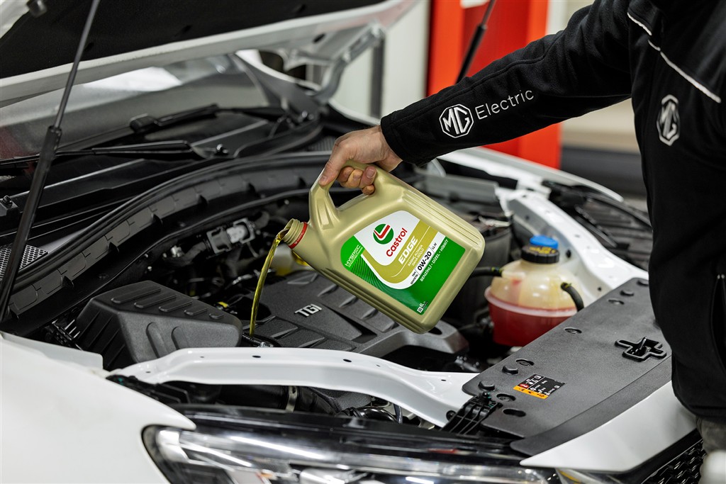 Castrol Köklü Otomobil Markası MG ile Türkiye’de İş Birliğine İmza Attı